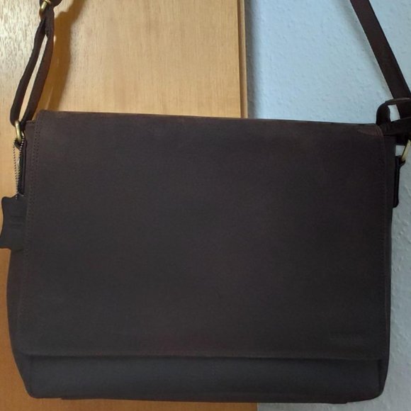 Men's Brown Leather Laptop bag with starp - Picture 1 of 9